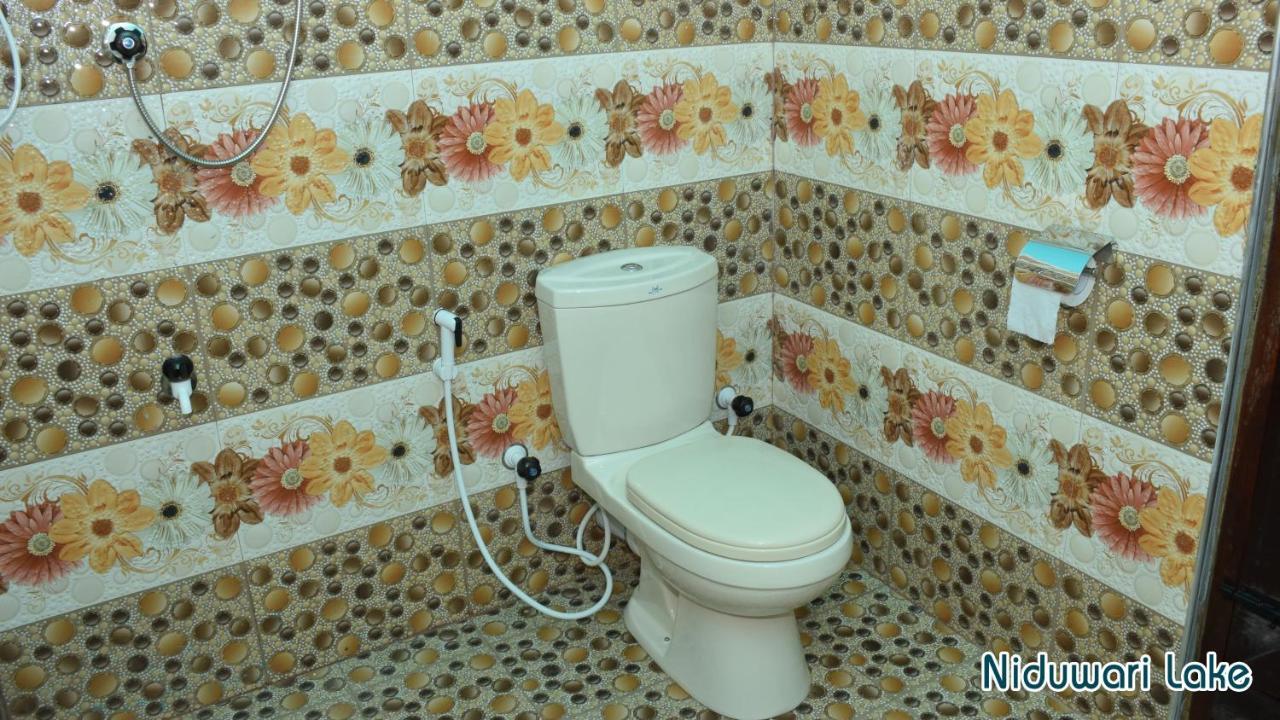 Niduwari Lake Homestay دامبولا المظهر الخارجي الصورة